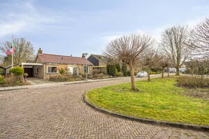 Dr. Harm Smeengestraat 27 SLOOTDORP Dr. Harm Smeengestraat 27 SLOOTDORP